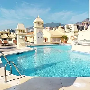 Del Parque Flats - Puerto Marina Benalmádena