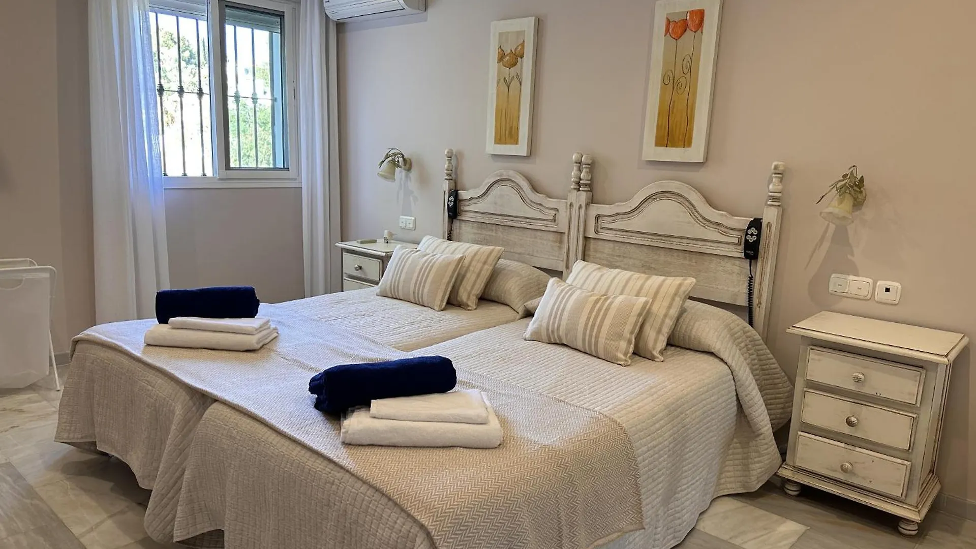 Malagasuite Villa Olmedo Benalmádena 0*,  Spanien